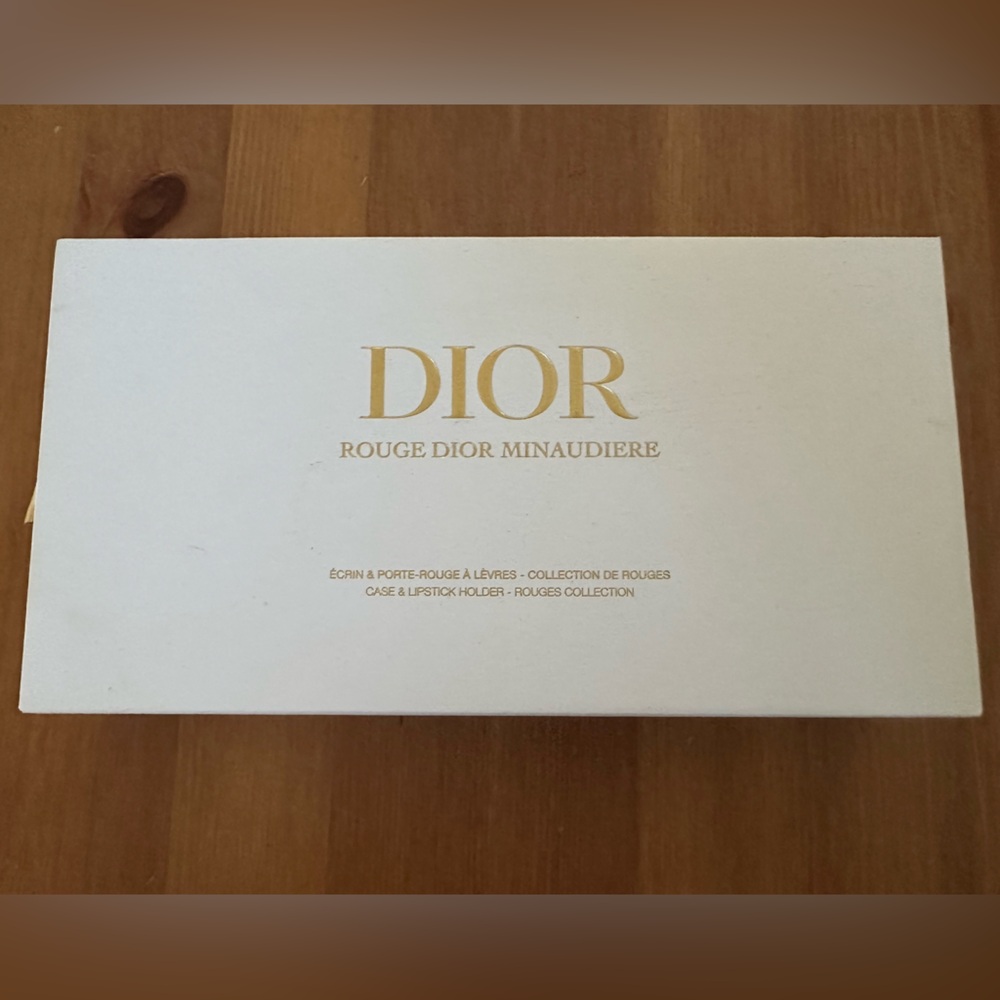 DIOR Rouge Dior Minaudiere - The Atelier of Dreams Limited Edition Clutch Bag - Picture 14 of 14